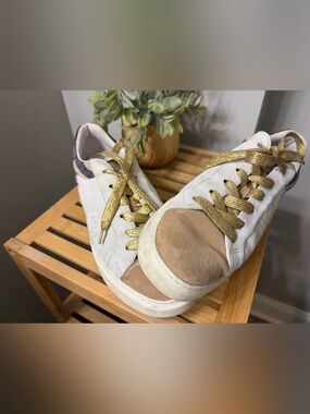 Veronica Beard Suede Platform Sneakers with Gold Laces 9.5